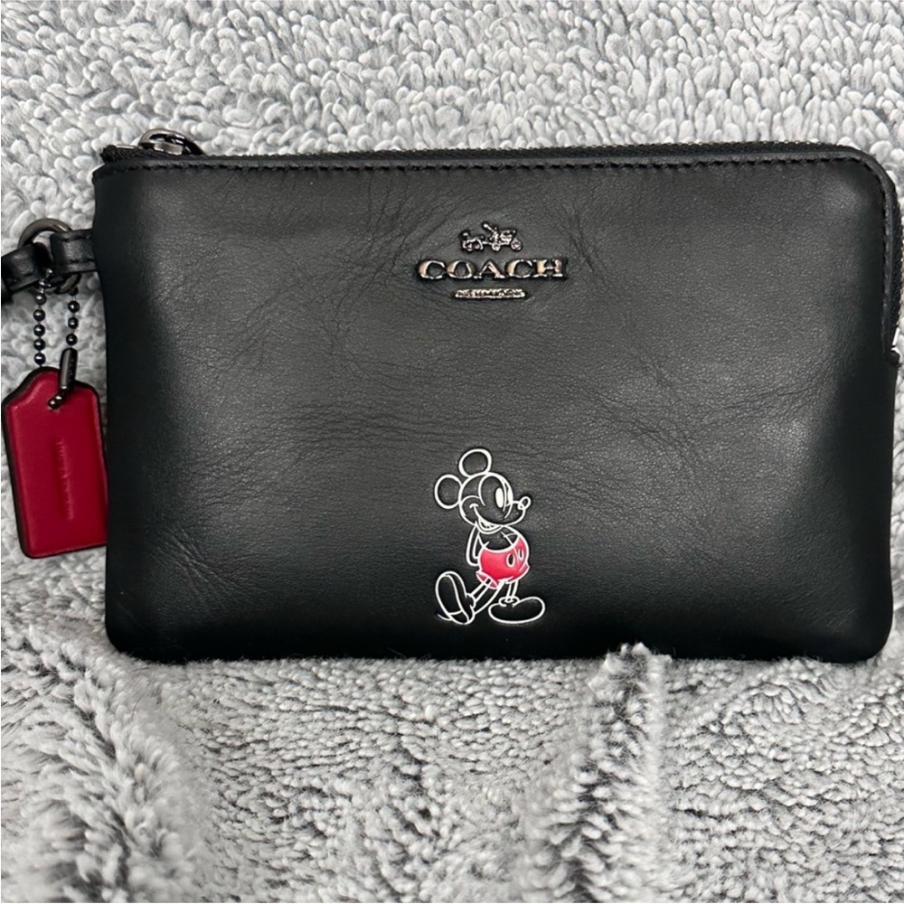 Coach Limited Edition Mickey Mouse Leather corner zip Wristlet in Box EUC - Picture 2 of 16